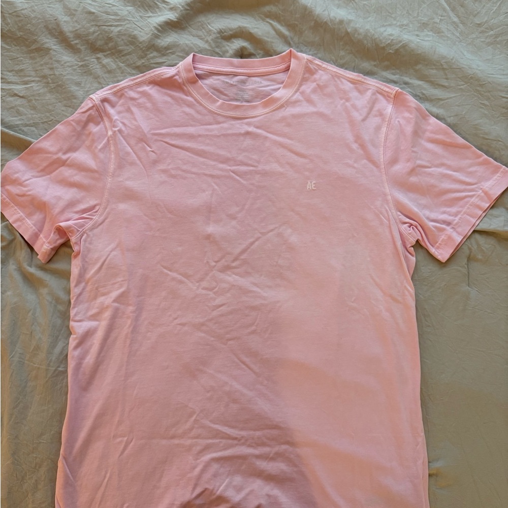 American Eagle Outfitters Light Pink Short Sleeve Tee